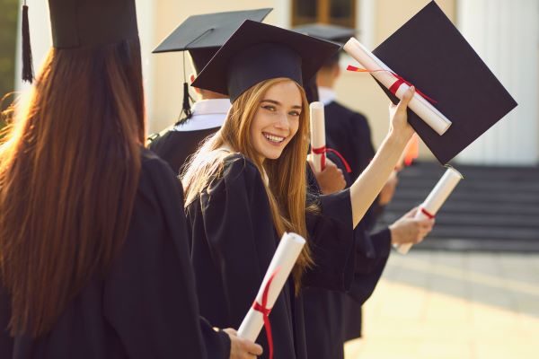 مقایسه تحصیل در دبی و ترکیه برای ایرانیان