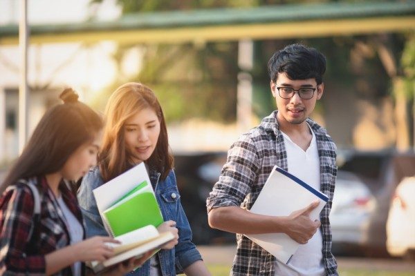مقایسه تحصیل در دبی و ترکیه برای ایرانیان